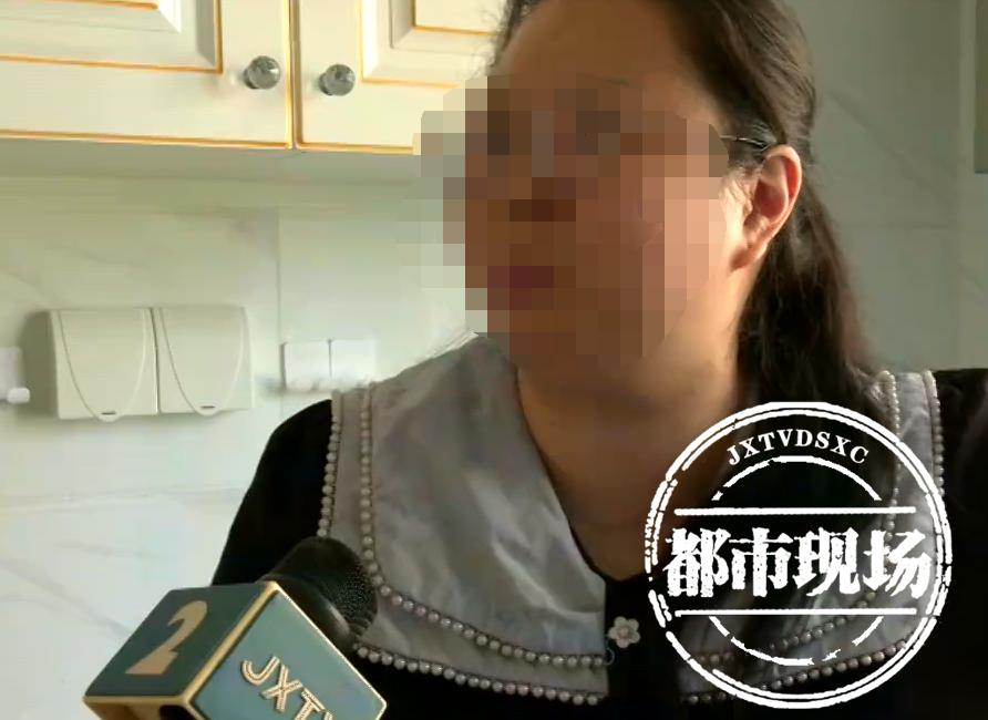 惊爆!花1.8万封阳台装落地窗,全家头晕反胃,商家竟称“正常”? 惊爆!花1.8万封阳台装落地窗,全家头晕反胃,商家竟称“正常”?