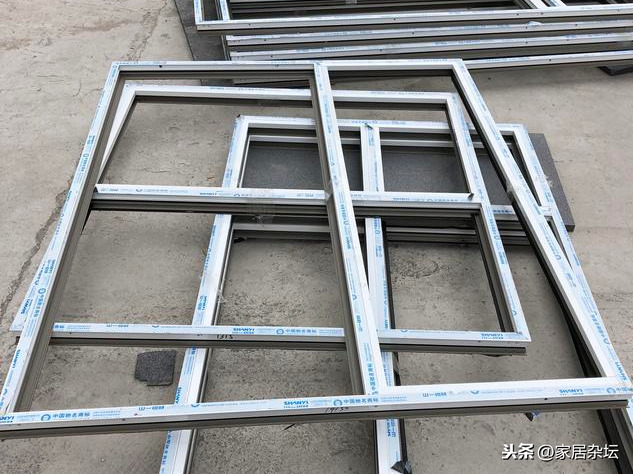 2024年断桥铝窗选购终极攻略:型材厚度、玻璃配置避坑指南! 2024年断桥铝窗选购终极攻略:型材厚度、玻璃配置避坑指南!
